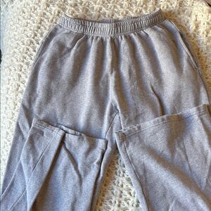 Brandy Melville wide leg sweatpants